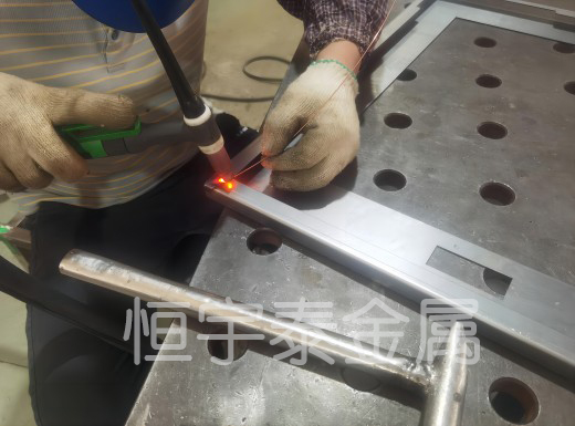 在焊接的热处理过程中 存在哪些显著的特性